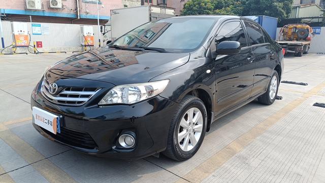 Toyota Corolla 2012 #15 Toyota Corolla 2012 car image #15