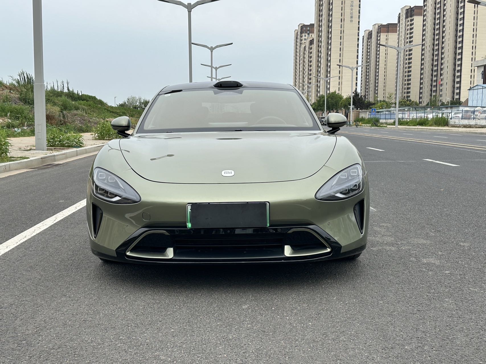 MI SU7 2025 MI SU7 2025 car image