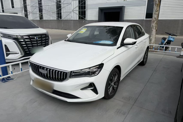 GEELY Emgrand 2025 car image #2