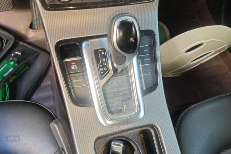 GEELY Emgrand GS 2016 car image #16