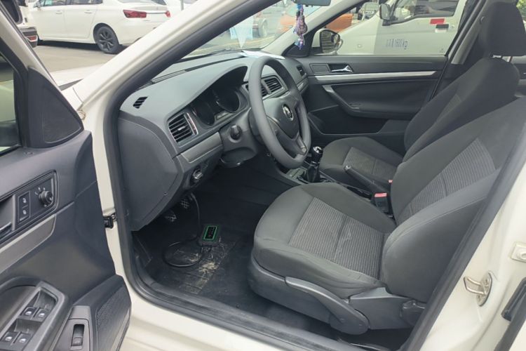 Volkswagen Lavida 2016 car image #16