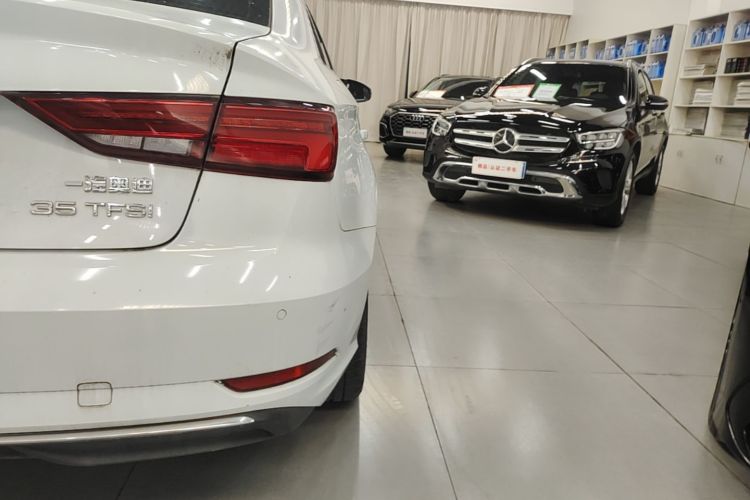 Audi A3 2019 immagine di auto #8