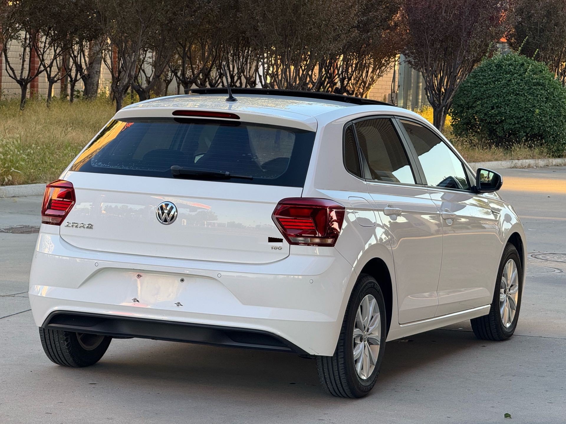 Volkswagen Polo 2020 car image #4