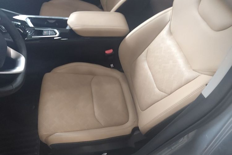 GEELY Emgrand L HiP 2023 car image #15