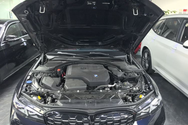 BMW 3 Series 2024 изображение автомобиля #14