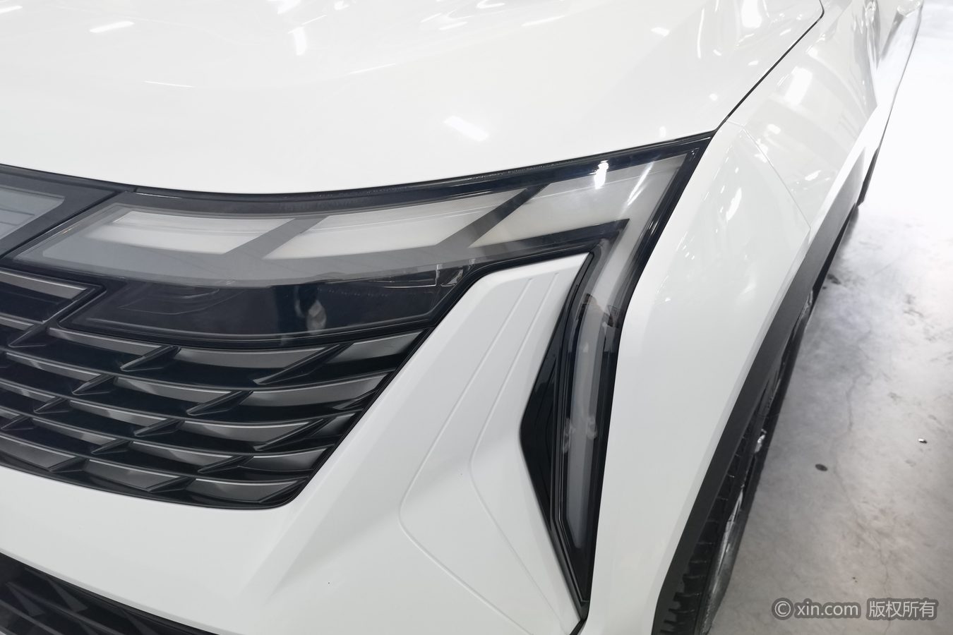 GEELY Boyue L 2024 car image #6