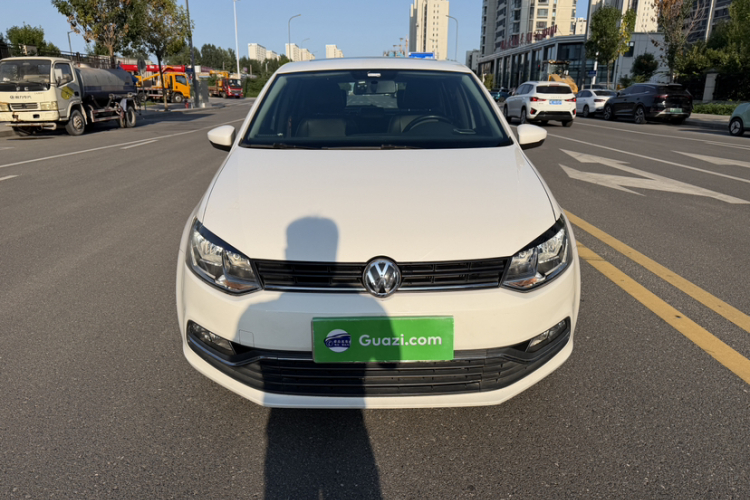 Volkswagen Polo 2017 car image #6