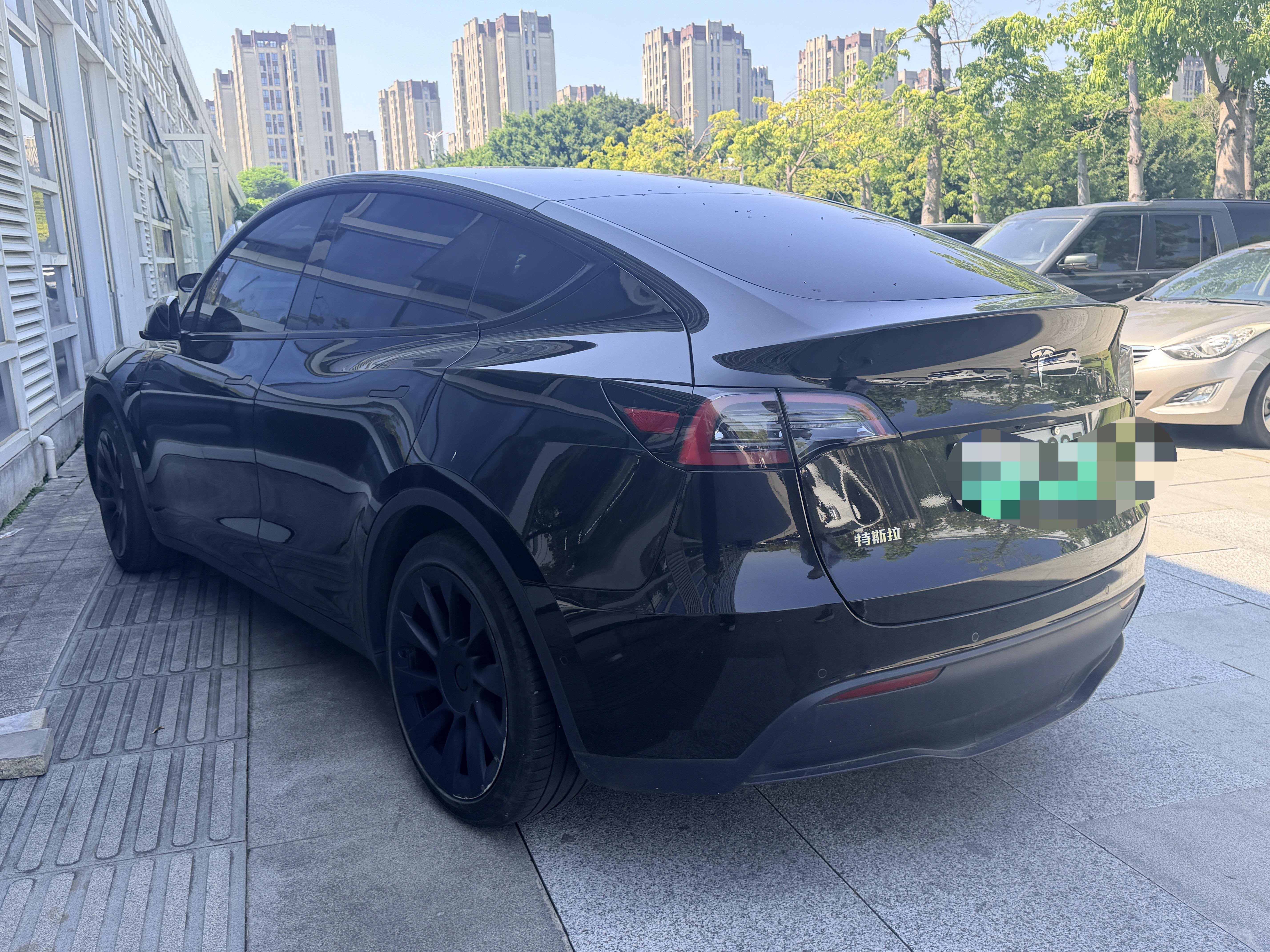Tesla Model Y 2023 #11 Tesla Model Y 2023 immagine di auto #11
