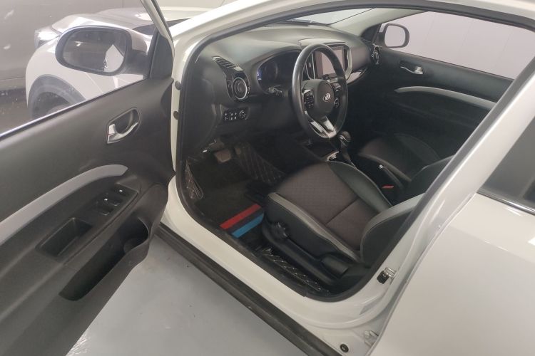 起亚 奕跑 2018 汽车图片 #12