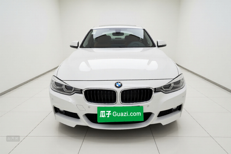 BMW 3 Series 2018 car image #3