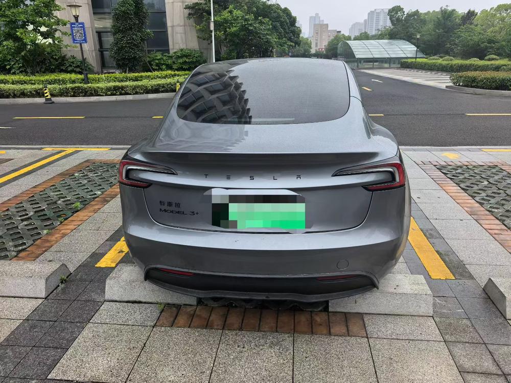 Tesla Model 3 2025 #5 Tesla Model 3 2025 car image #5