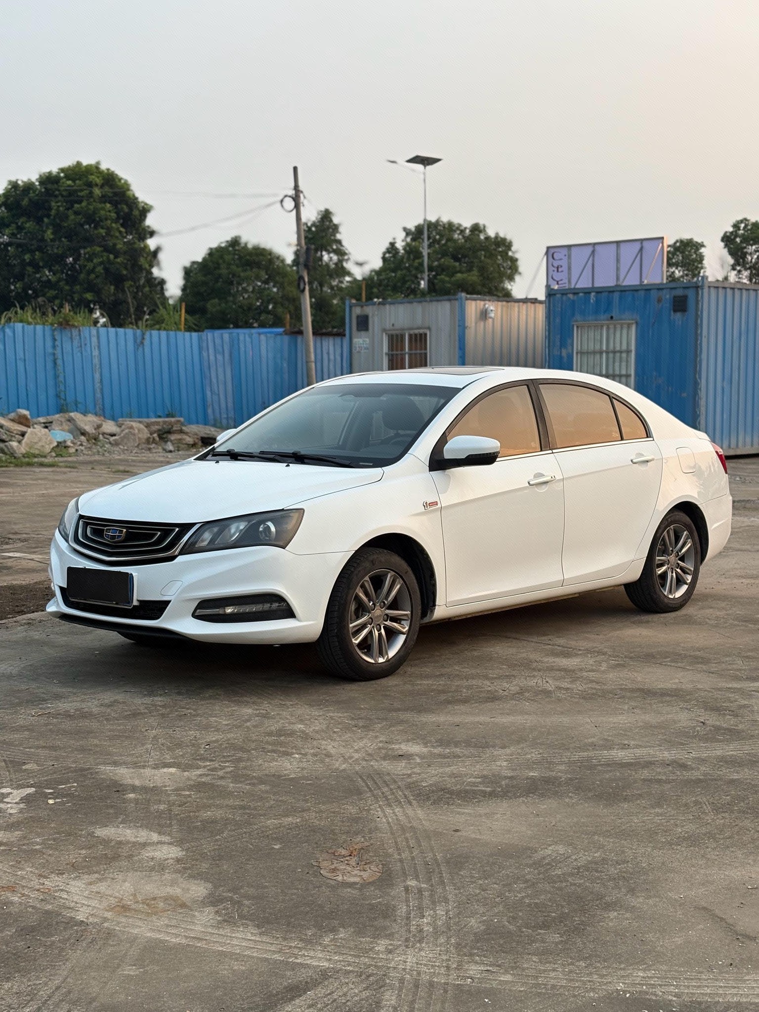 GEELY Emgrand 2018 GEELY Emgrand 2018 car image
