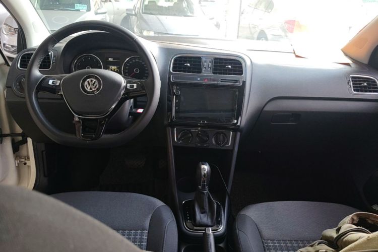 Volkswagen Polo 2018 imagen de coche #10