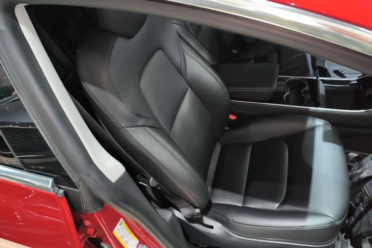 Tesla Model 3 2020 car image #24