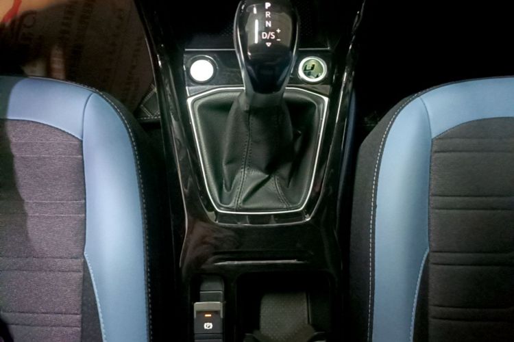 Volkswagen Tharu 2025 car image #14