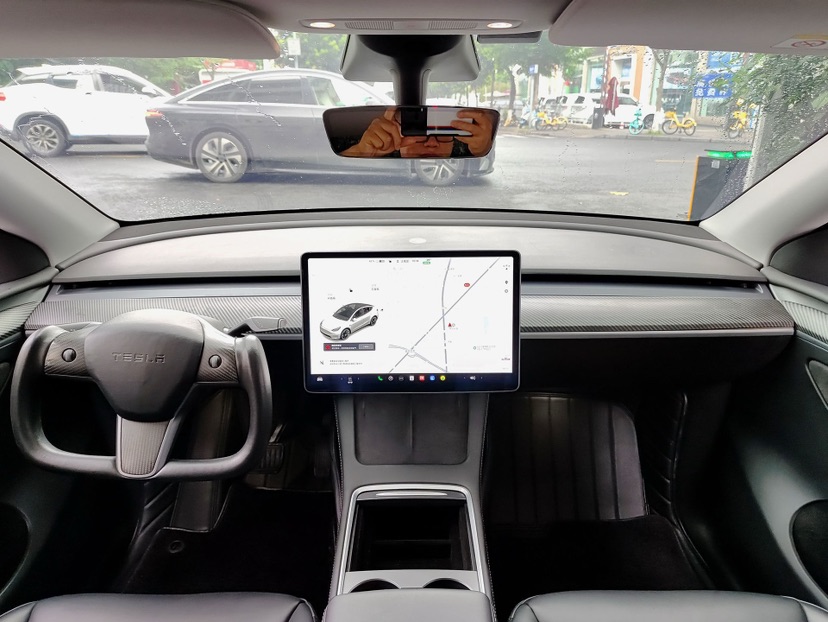 Tesla Model Y 2021 #5 Tesla Model Y 2021 car image #5