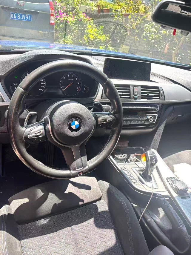 BMW 3 Series 2018 #4 BMW 3 Series 2018 car image #4