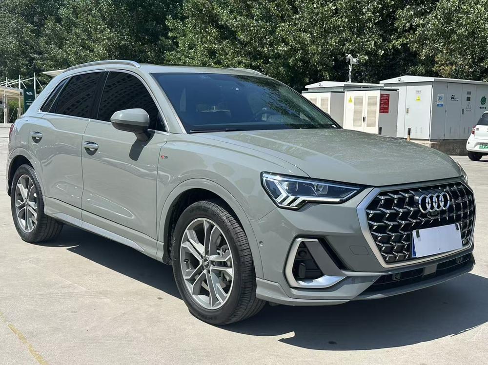 Audi Q3 2023 изображение автомобиля #3
