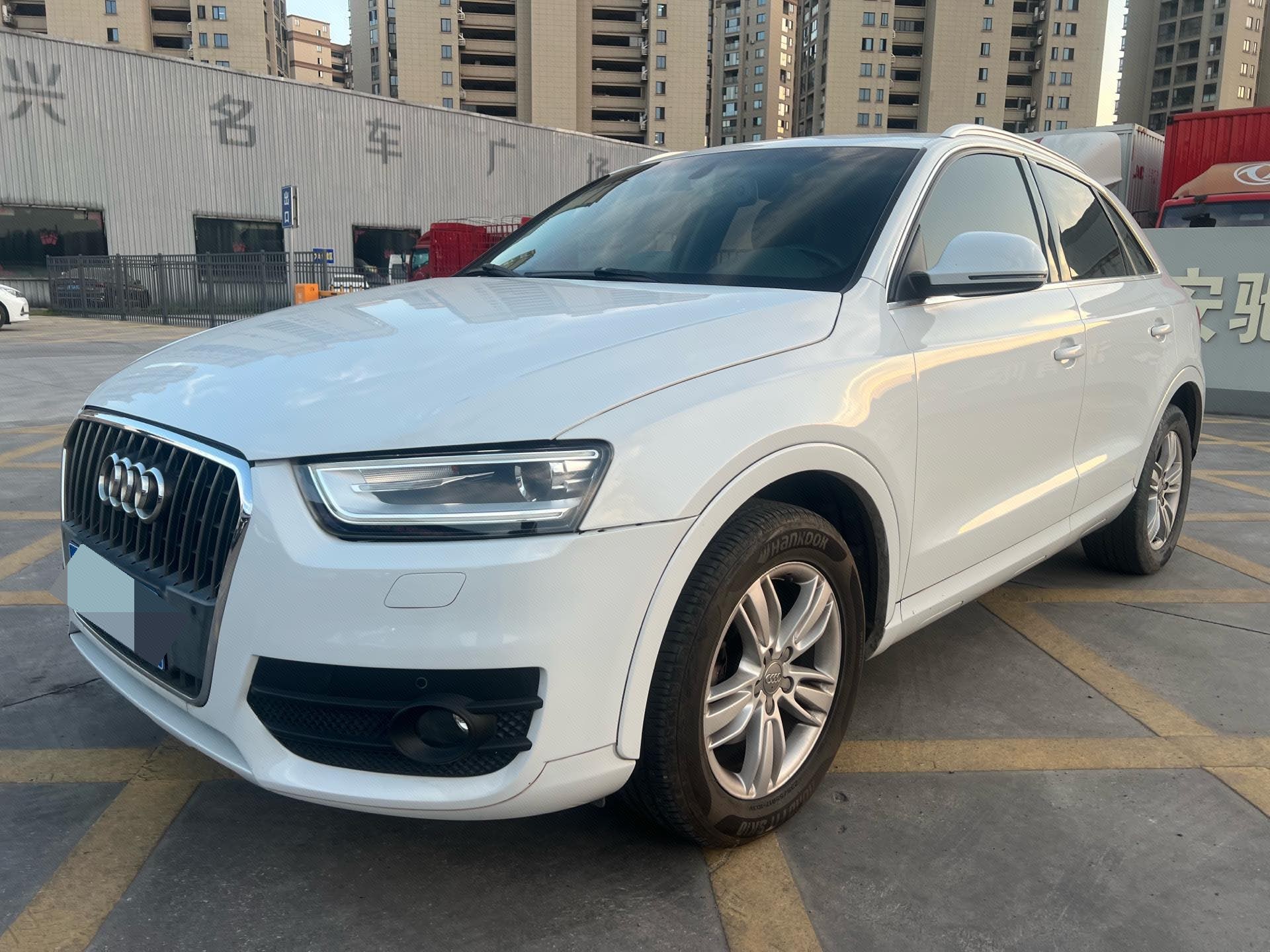 Audi Q3 2015 Audi Q3 2015 car image