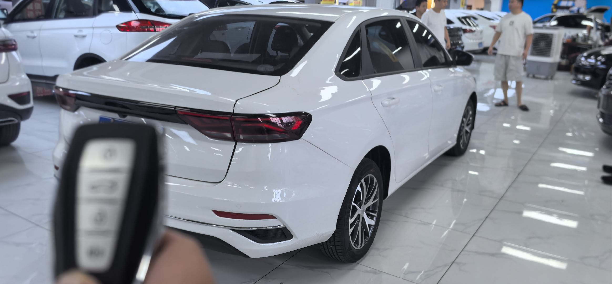 GEELY Emgrand 2025 #6 GEELY Emgrand 2025 image de voiture #6