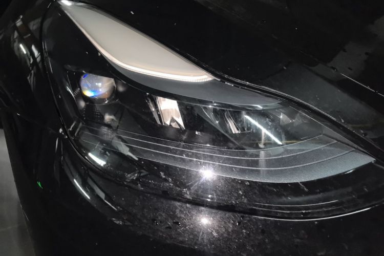 Tesla Model Y 2023 #8 Tesla Model Y 2023 immagine di auto #8