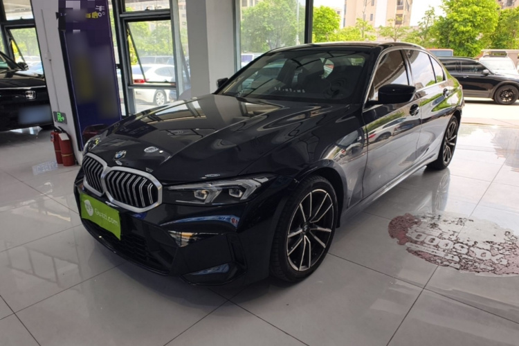 BMW 3 Series 2023 car image #2