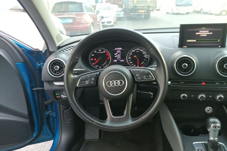 Audi A3 2018 #11 Audi A3 2018 car image #11