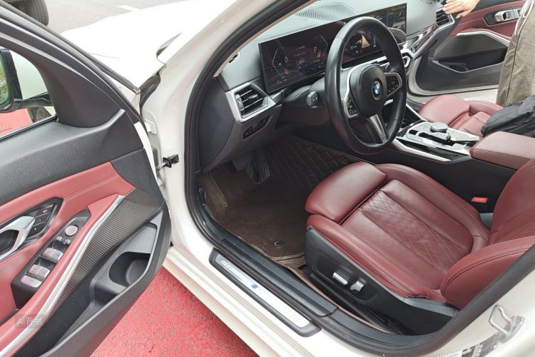 BMW 3 Series 2023 #18 BMW 3 Series 2023 car image #18