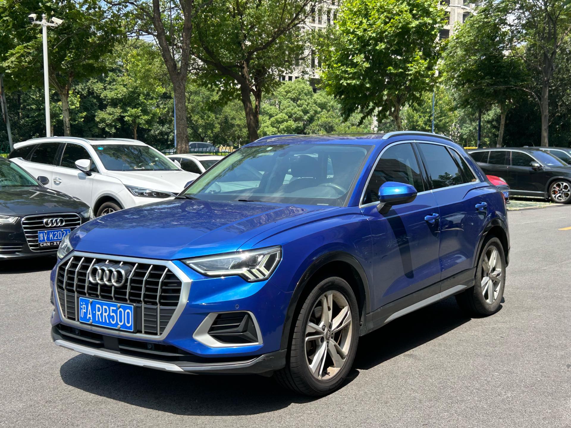 Audi Q3 2019 car image 
