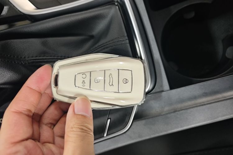 GEELY Emgrand 2021 #9 GEELY Emgrand 2021 car image #9