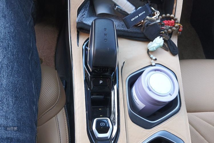 GEELY Boyue L 2023 car image #16