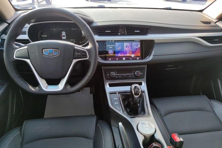 GEELY Emgrand 2018 #10 GEELY Emgrand 2018 imagen de coche #10