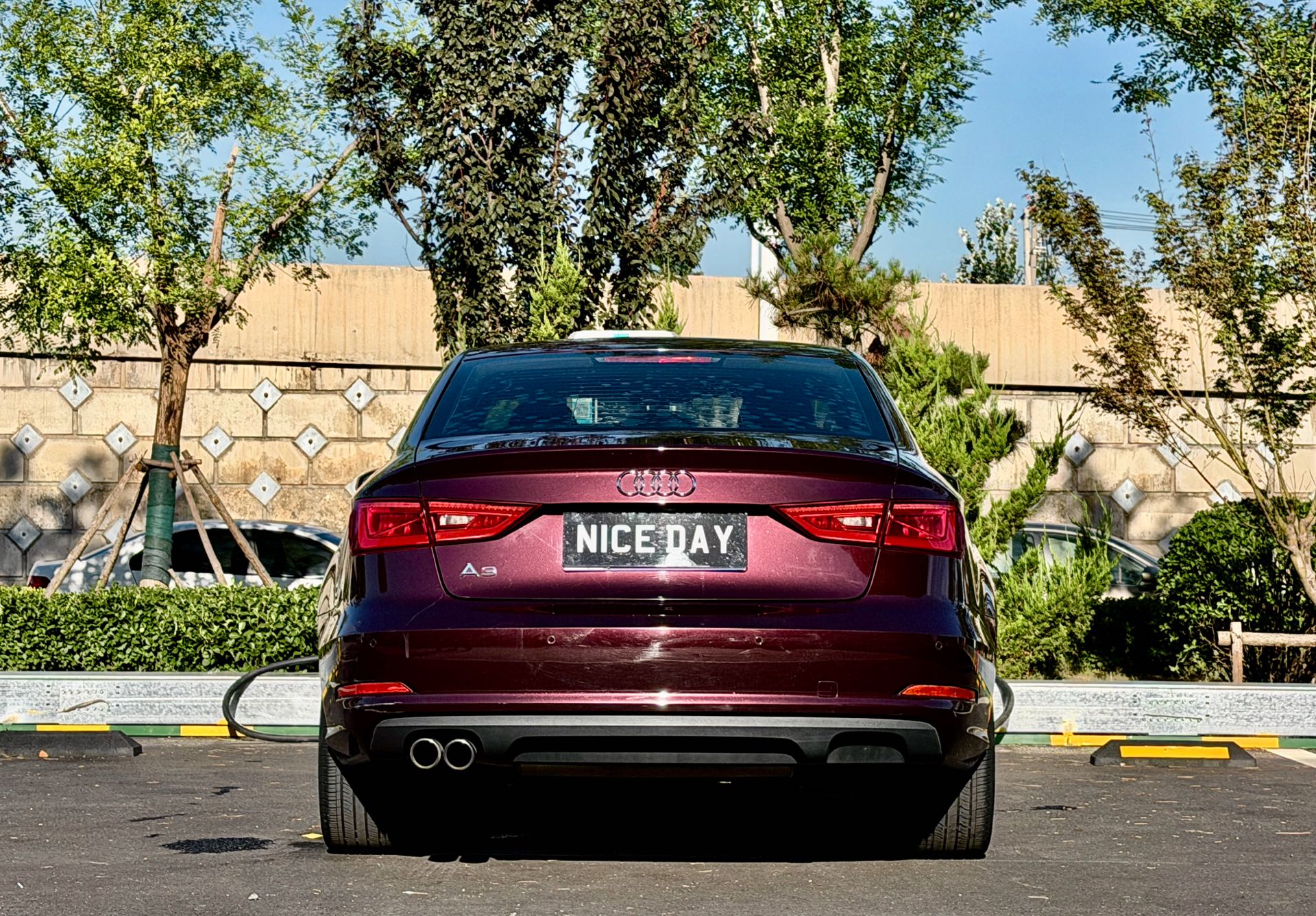 2015 car image #5