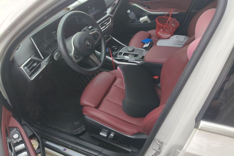 BMW 3 Series 2023 car image #17