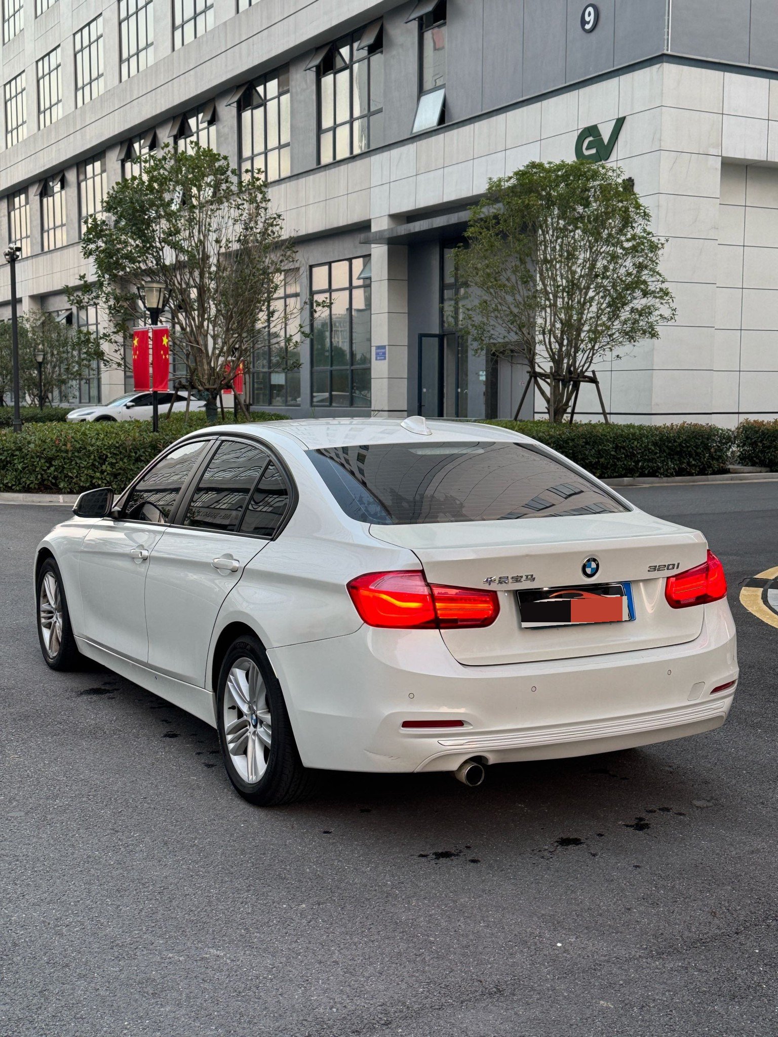 BMW 3 Series 2016 صورة سيارة #12