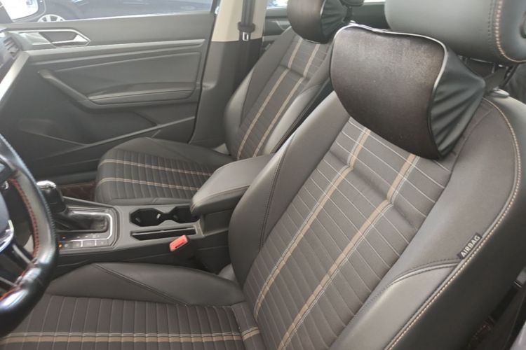 Volkswagen Lavida 2019 car image #19
