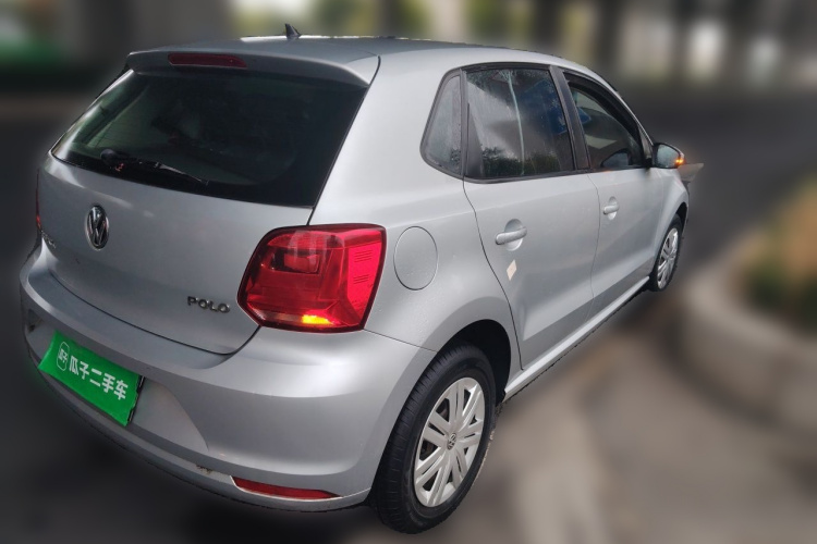 Volkswagen Polo 2018 car image #7
