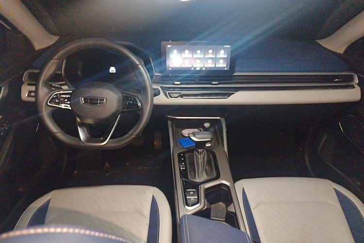 GEELY Emgrand 2022 #7 GEELY Emgrand 2022 immagine di auto #7