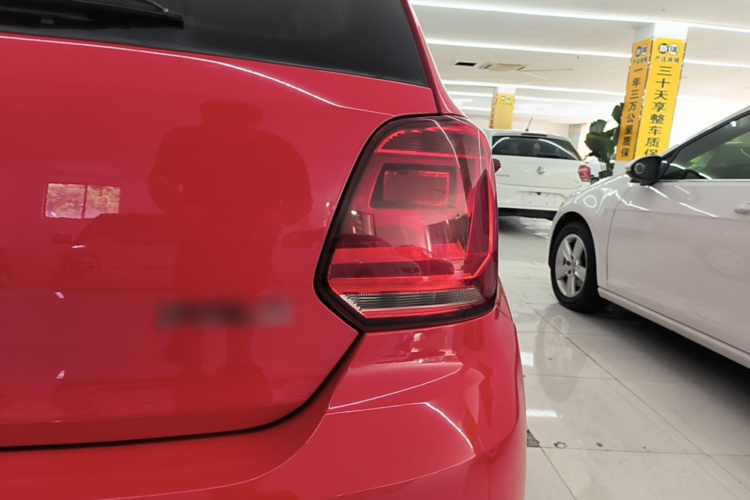 Volkswagen Polo 2018 immagine di auto #8
