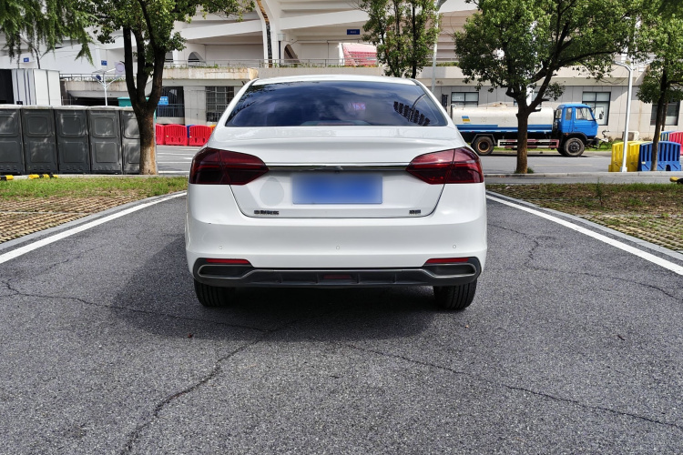 GEELY Emgrand 2020 car image #6