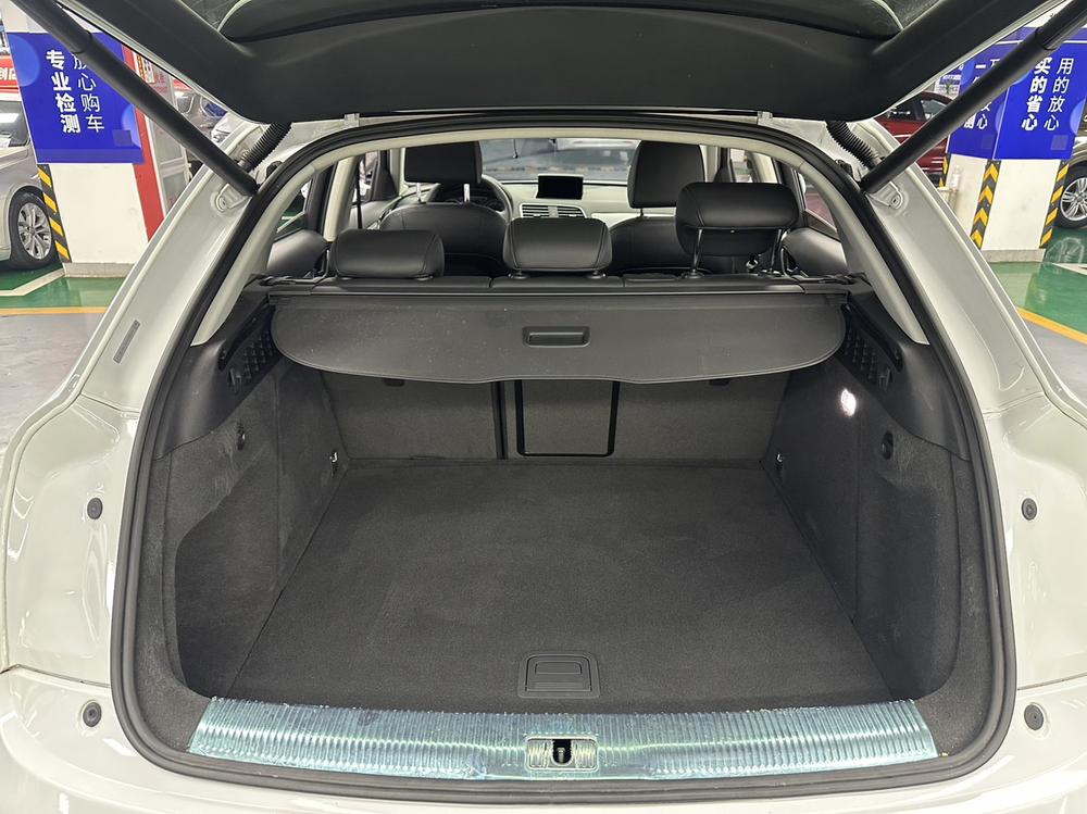 Audi Q3 2016 #14 Audi Q3 2016 car image #14