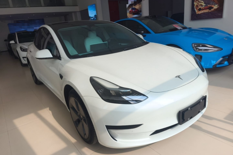 Tesla Model 3 2023 #4 Tesla Model 3 2023 car image #4
