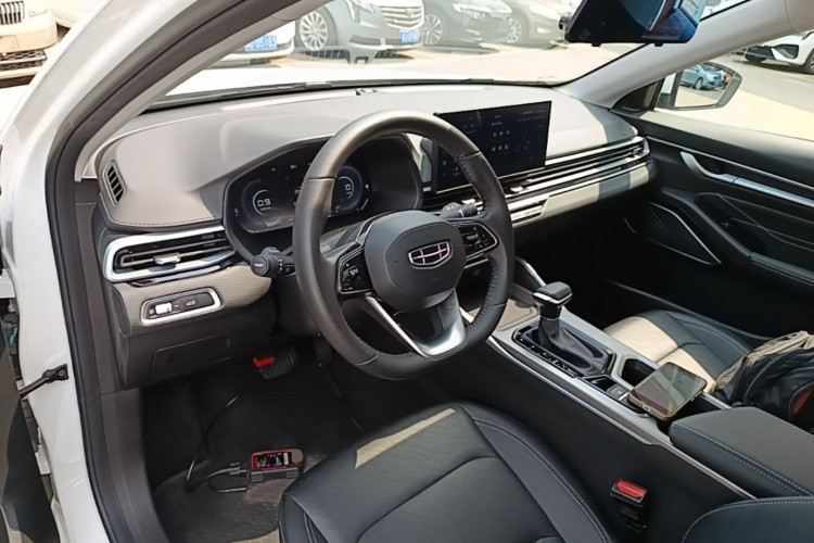 GEELY Emgrand 2023 car image #10