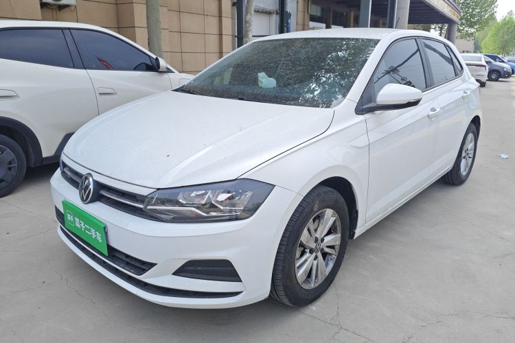 Volkswagen Polo 2024 car image #2