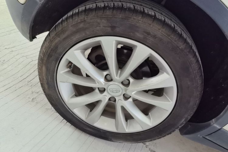 GEELY Emgrand GS 2017 car image #5
