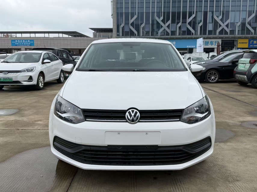 Volkswagen Polo 2017 Volkswagen Polo 2017 car image