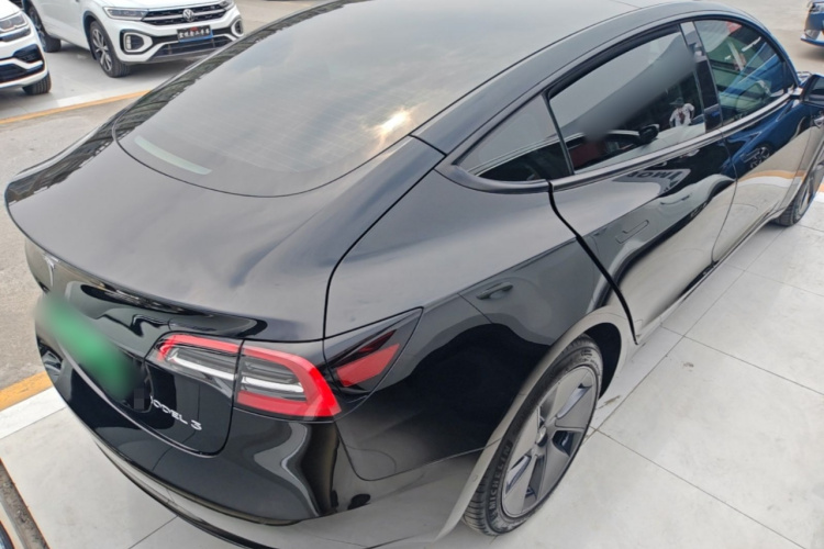 Tesla Model 3 2023 car image #5