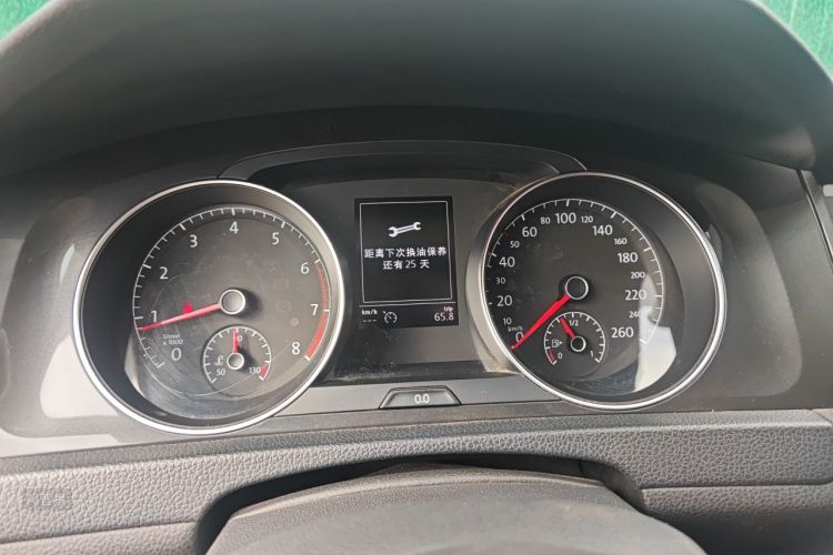 Volkswagen Golf 2018 car image #13