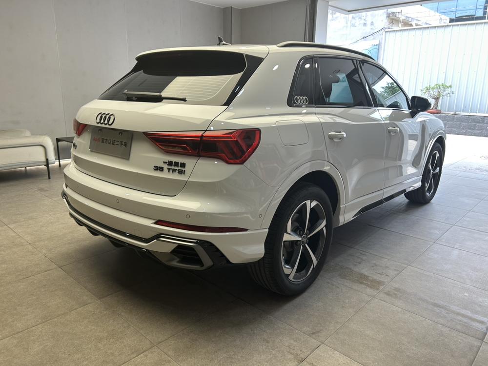 Audi Q3 2025 car image #4