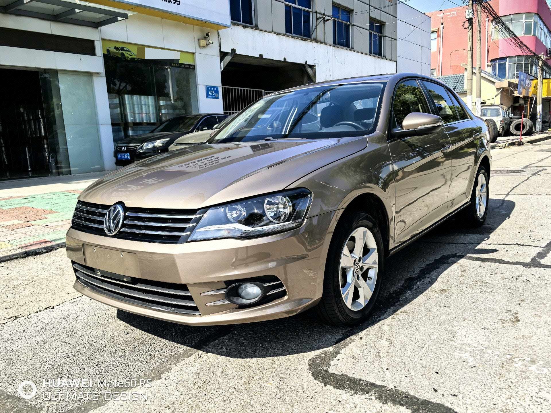 Volkswagen Bora 2015 car image 